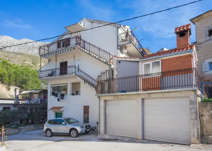 With A Parking Space Dugi Rat, Omis - 11443